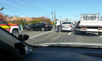 Accident cu 3 maşini în Jucu. Patru răniţi. Trafic pe un singur sens