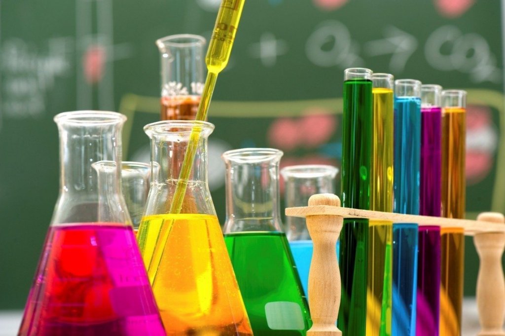 Zilele Porţilor Deschise la Facultatea de Chimie a UBB