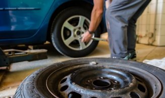 Cauciucuri de iarnă. Când sunt obligatorii şi ce amenzi usturătoare riscă cei care nu respectă legea
