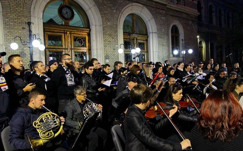 "Haide, U!", pe Scena Urbană. Galeria "Șepcilor roșii”, în concert alături de o orchestră simfonică