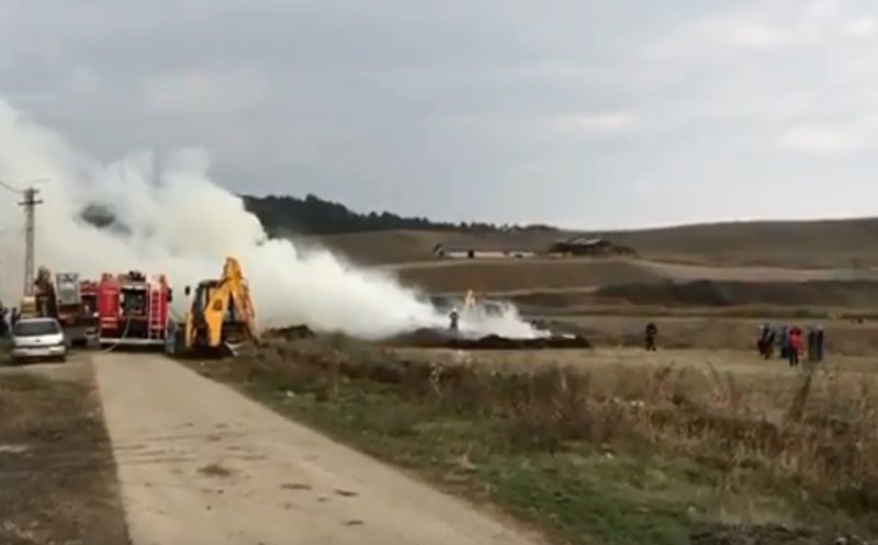 Incendiu la Sic: ard peste 150 de baloţi de paie