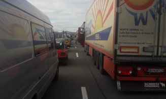 Pieton accidentat mortal pe Autostrada Transilvania de un motociclist. Traficul spre Gilău, blocat