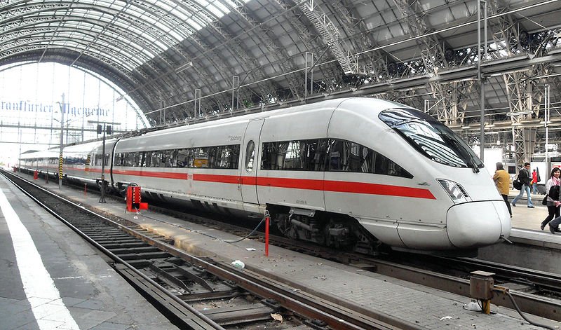 Austriecii intră cu trenuri pe ruta Viena – Cluj. O călătorie va dura 10-11 ore