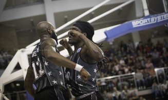 Dinamo – U-BT 85-96. Victorie la pas pentru echipa lui Mihai Silvășan