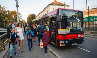 TRANSPORTUL ȘCOLAR. S-a analizat cum a funcționat, iar Emil Boc a anunțat decizia