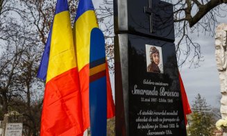 Monument dedicat primei femei parașutist din România, dezvelit la Cluj. Viaţa demnă de filme a Smarandei Brăescu