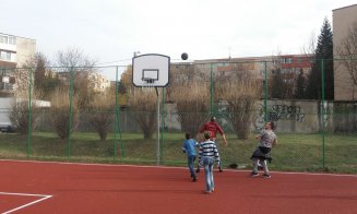 Terenuri de sport din Zorilor, modernizate