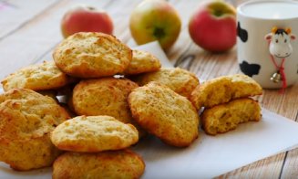 Desert de toamnă. Biscuiţi cu mere
