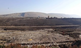 Au început lucrările de foraj pentru amplasarea piloților la zidul de sprijin de la Pata Rât