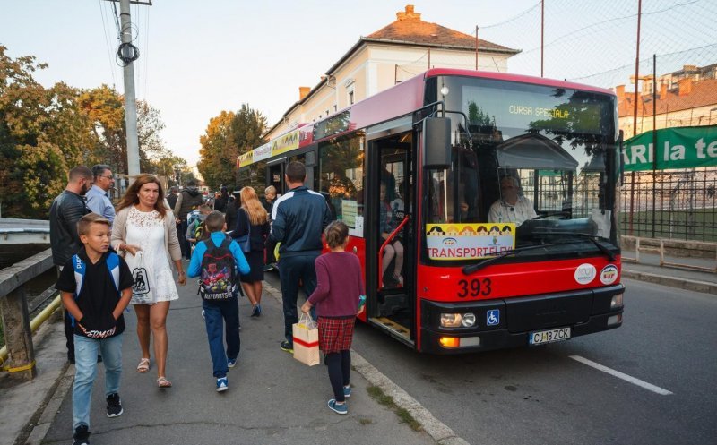 Zis și făcut. Clujul cumpără autobuze pentru elevi