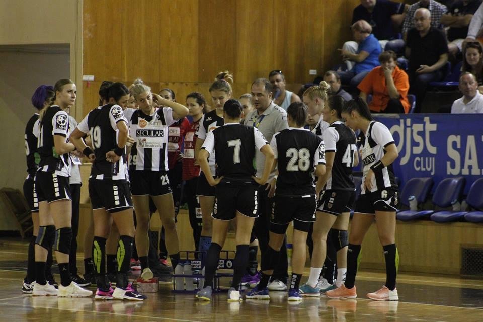 Două handbaliste ale Universității Cluj, prezente la Trofeul Carpați