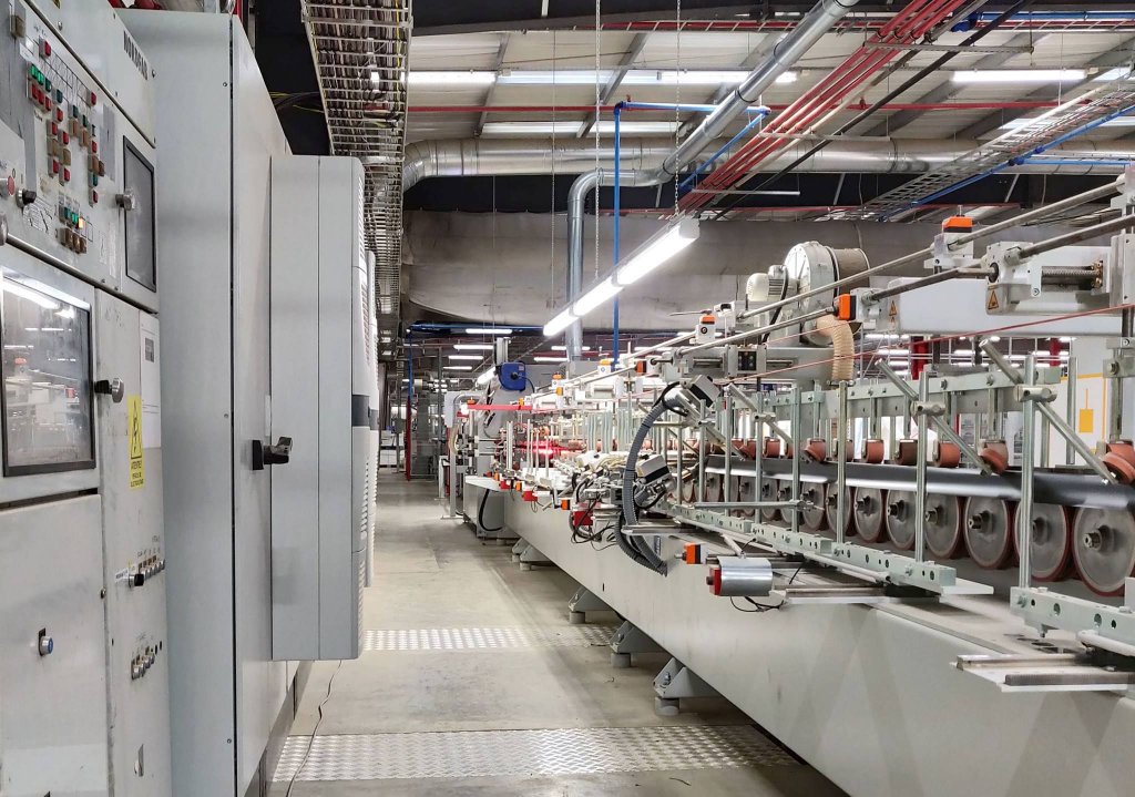 O fabrică din Cluj va avea una dintre cele mai moderne linii industriale din Europa de Est
