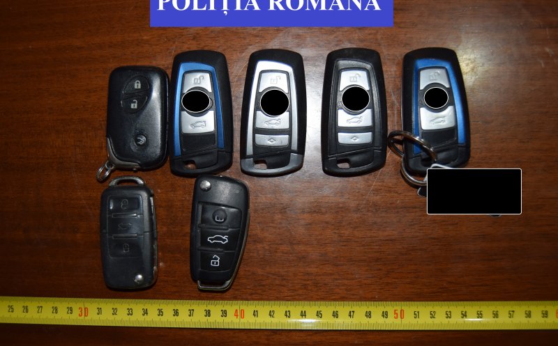 Percheziţii la Cluj pentru trafic cu mașini din Marea Britanie. Făceau "afaceri" în mai multe județe