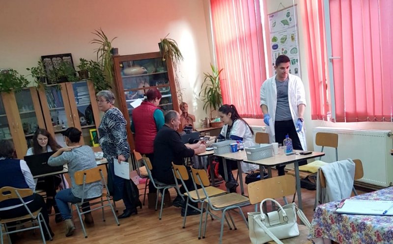 Continuă testele gratuite pentru depistarea cancerului de sân. Sute de femei consultate la Cluj, 41 trimise la investigaţii