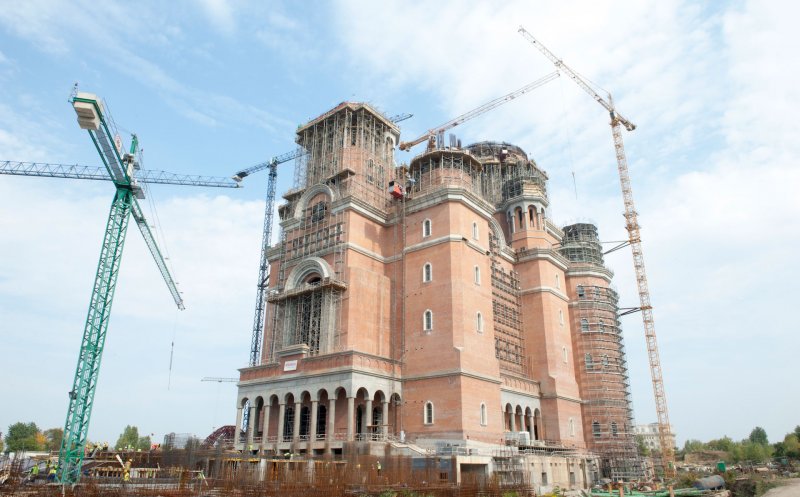 Doamne-ajută! Catedrala Mântuirii Neamului, sfințire fără aviz ISU. Sunt așteptați 50.000 de credincioși