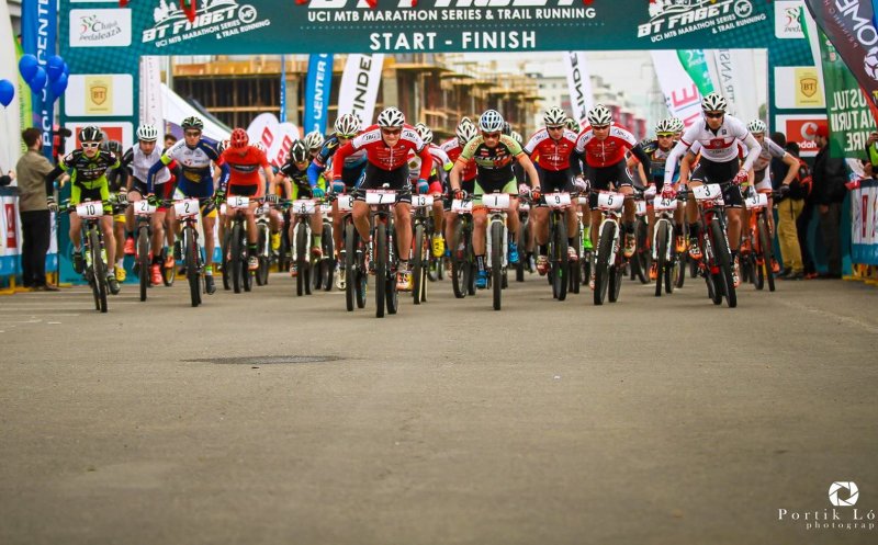 CENTENAR. 100 de km pe biciclete de la Cluj la Alba Iulia
