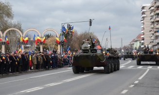 ROMÂNIA 100 | Armata duce la Alba Iulia 1.600 de militari şi 23 de aeronave, de 1 Decembrie