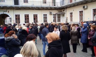 Grevă spontană la ANAF Cluj împotriva concedierilor anunţate de ministrul Teodorovici