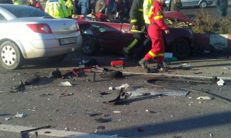 Accident grav. O clujeancă a murit după ce a intrat cu maşina într-un TIR