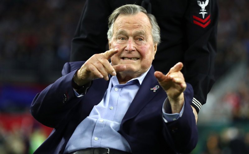 A murit George H.W. Bush