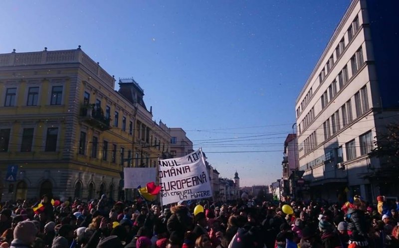 CENTENAR. 1 Decembrie cu proteste la Cluj: "Anul 101: România europeană, fără corupţi la putere"