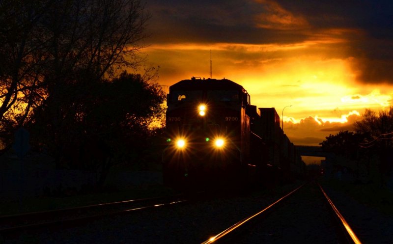 Bărbat lovit mortal de tren în Apahida. Poliţiştii iau în calcul varianta sinuciderii
