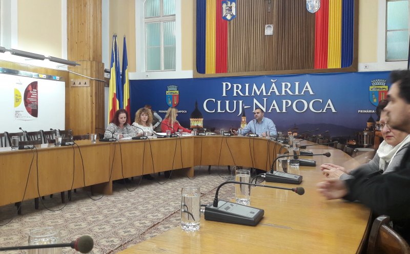 Traficul ne doare şi nu prea! Doar 6 cetăţeni la dezbaterea privind scumpirea parcărilor în Cluj