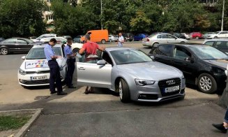 Românul cu plăcuţe „M...PSD” vrea în politică. La ce se pregăteşte să candideze