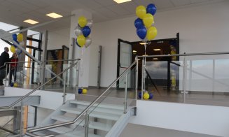 Două porți noi de îmbarcare și un salon de așteptare au fost inaugurate la Aeroportul Cluj. Cum arată spațiile