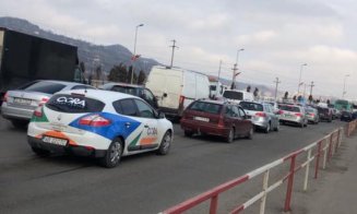 Carambol rutier la Cluj-Napoca. Intrarea dinspre Floreşti, blocată. A fost solicitat SMURD-ul