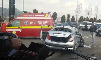 Carambol rutier la Cluj-Napoca. Intrarea dinspre Floreşti, blocată. A fost solicitat SMURD-ul
