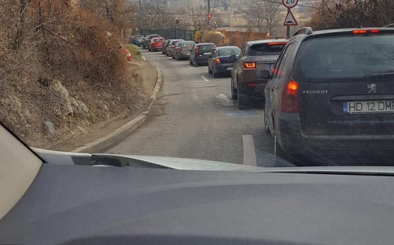 Accidentul de la ieşirea spre Floreşti a blocat Clujul. Coloane de maşini şi pe rutele ocolitoare