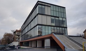 După un deceniu de aşteptare, Inspectoratul Şcolar Cluj se mută în sediu nou