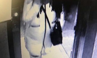 Recunoaşteţi persoana? Este căutată de poliţiştii din Cluj pentru metoda "Accidentul"