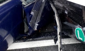 Accident cu patru răniți în Cluj. UPDATE: O persoană a decedat. Traficul este în continuare blocat
