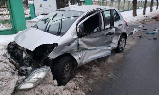 Accident pe Muncii. Implicate, două mașini și un TIR. O persoană rănită