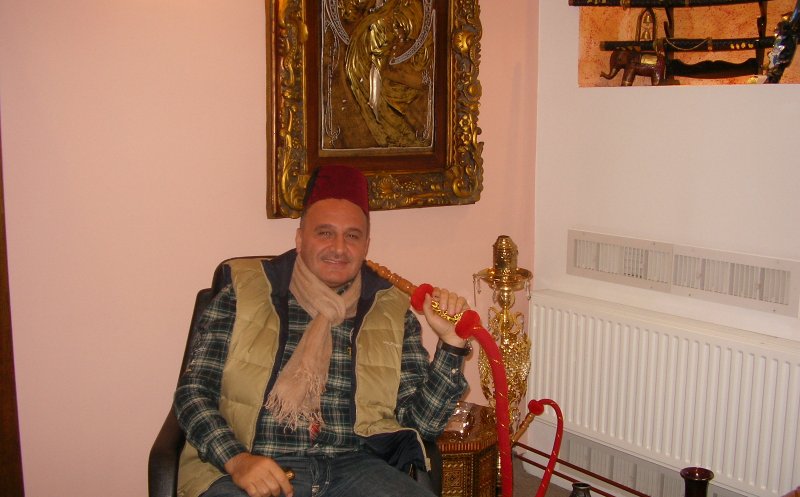 Jaf de proporții la casa de schimb a unui milionar. Hoții au fugit cu banii și cu sisteme de supraveghere cu tot