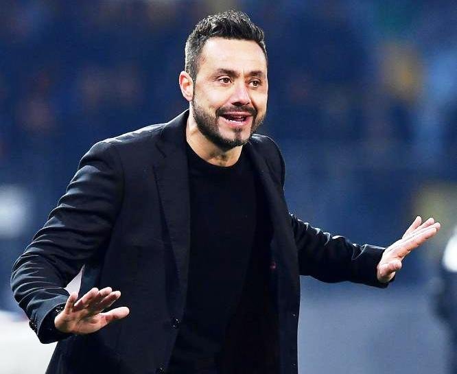 Fost mijlocaş al lui CFR Cluj, ar putea fi noul antrenor al Barcelonei din sezonul viitor
