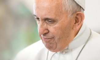 Papa Francisc, mesaj de Crăciun: "A avea, a aduna bunuri pare a fi sensul vieţii pentru mulţi oameni"