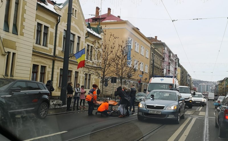 Accident pe Horea! Pieton lovit pe trecere