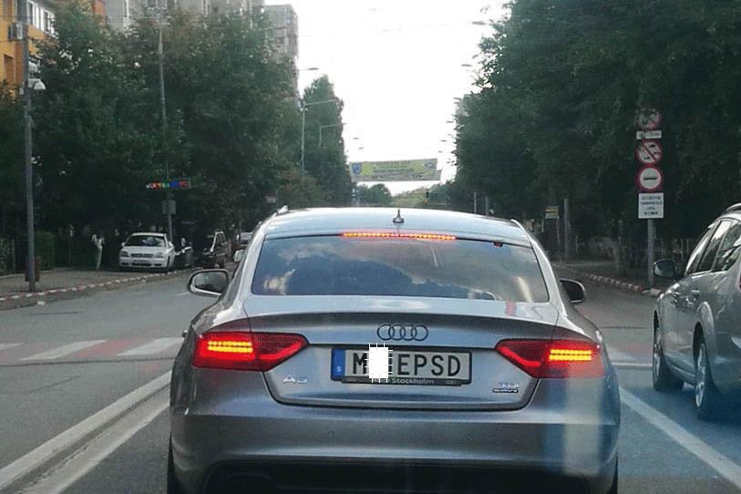 Scandalurile politice care au influenţat căutările din Dexonline. Cuvintele „m*ie” şi „panglică”, cele mai căutate în 2018
