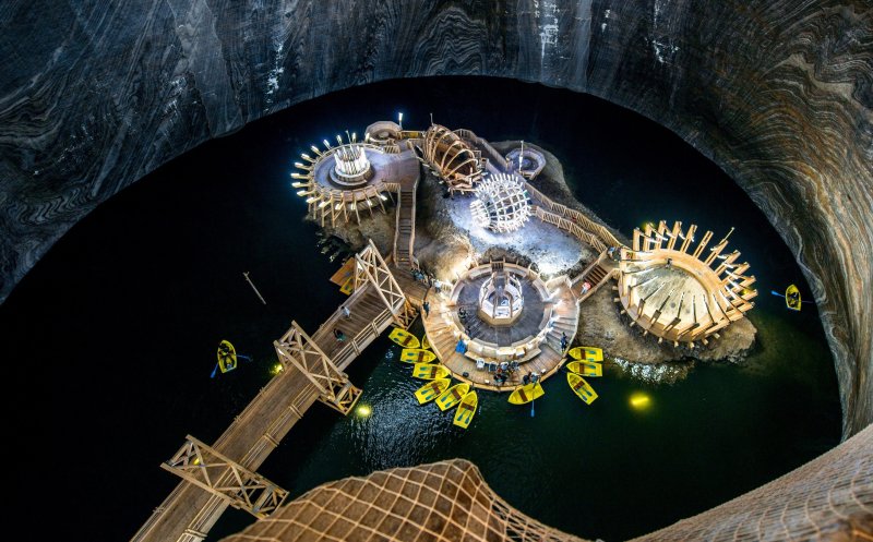 Promovată de National Geographic, număr record de turişti în 2018. Salina Turda, parc de distracţii la 90 m adâncime