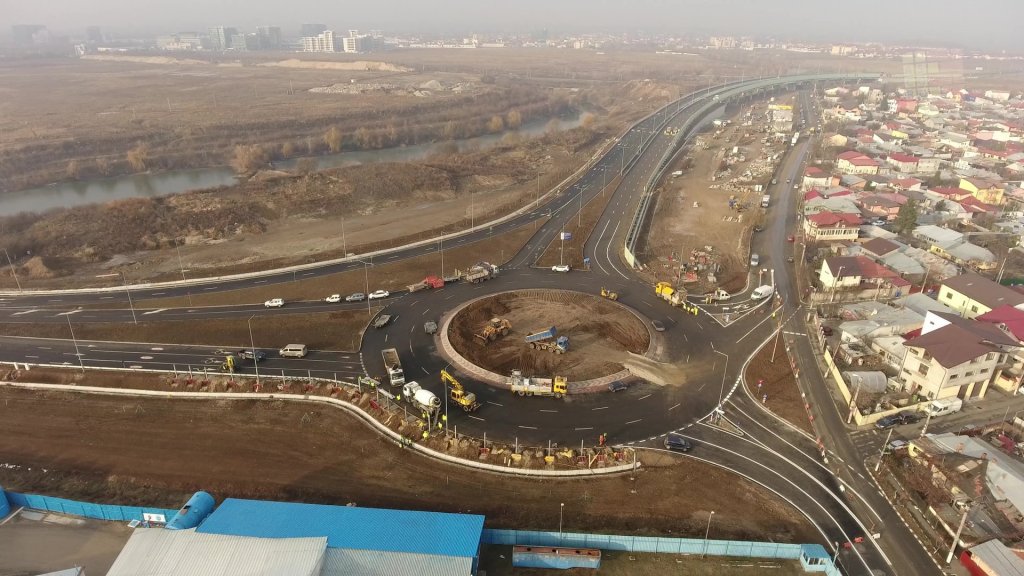 Ne-am făcut din nou de rușine! Prima autostradă urbană din România, inaugurată, dar neterminată