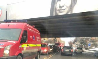 Ieşirea spre Floreşti, blocată! Accident cu 4 maşini