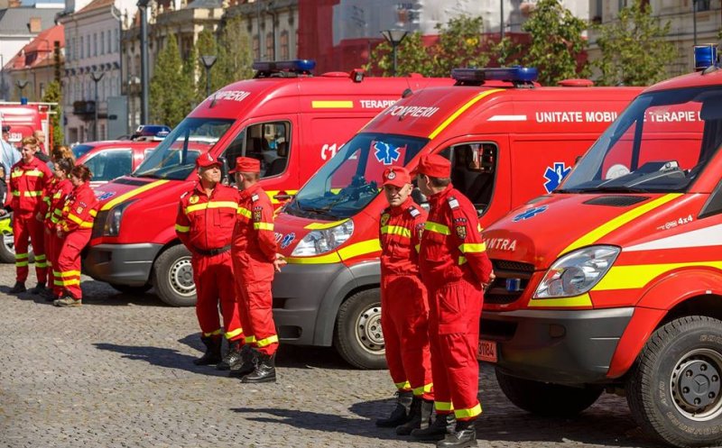 Mâncare caldă pentru angajaţii SMURD. Primăria plăteşte 120.000 lei