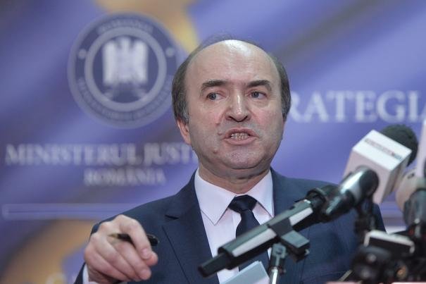 Reacţie de la CE, pe tema OUG-ului anunţat de Toader: "Ştire incredibilă! Poporul român merită stat de drept!"
