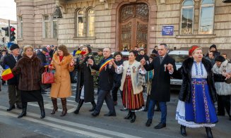 Mica Unire. Regal folcloric în Unirii, artificii în Avram Iancu