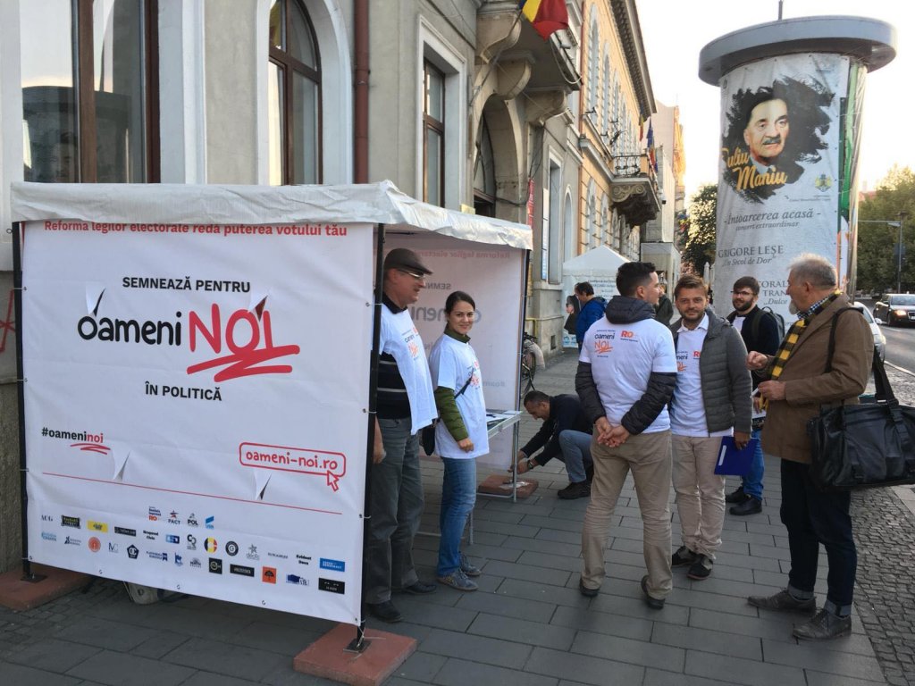 11.000 de semnături, la Cluj, pentru "Oameni noi în politică"