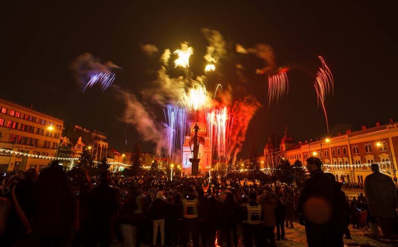 Mica Unire. Foc impresionant de artificii în Avram Iancu