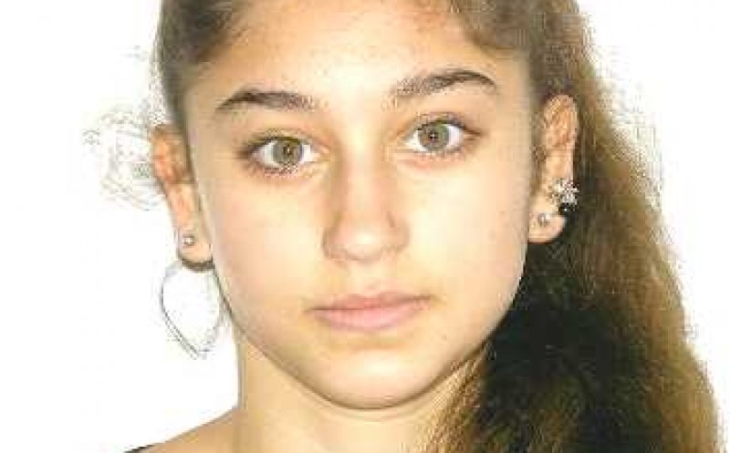 Aţi văzut-o? O adolescentă din Dej a plecat de acasă şi nu s-a mai întors